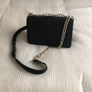 DOUBLE FLAP BOY SHOULDER CHAIN BAG